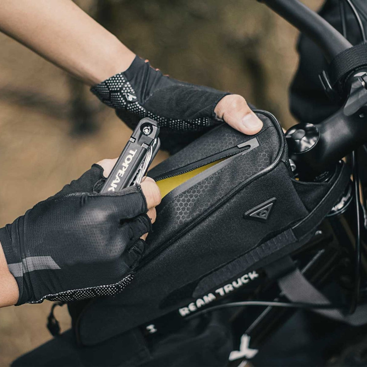 Sac de Cadre Toploader 0.75L Noir