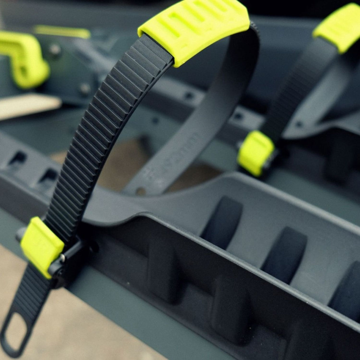 Hitch Scorpion H Bike Rack